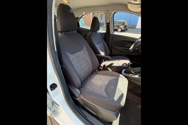 Ford Ka+ 1.2 Trend Ultimate White 5Drs - 62.000 KM - Airco I Sport velgen I PDC I Dealer onderhouden
