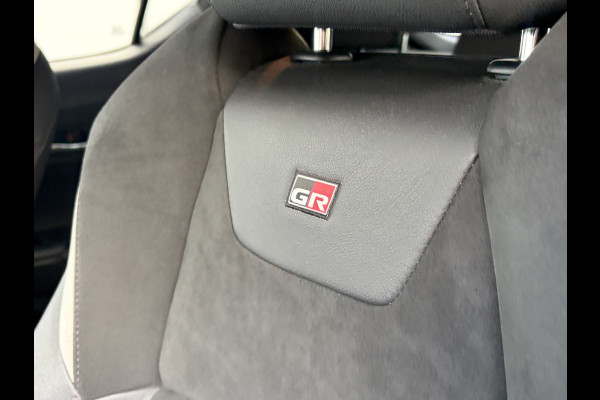 Toyota C-HR 2.0 Hybrid GR-Sport JBL Camera Alcantara Stoelverw Nav/Cruise Voll.Onderhouden!