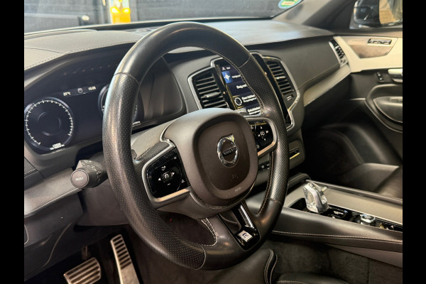 Volvo XC90 2.0 T8 Twin Engine AWD R-Design Black | Pano | 360 | H&K | ACC | Stoelkoeling | Trekhaak | Led | Top Uitvoering