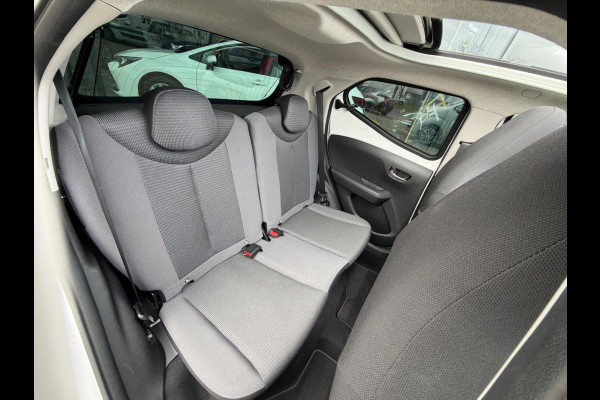 Toyota Aygo 1.0 VVT-i x-joy cabrio, NAP, CarPlay, Camera