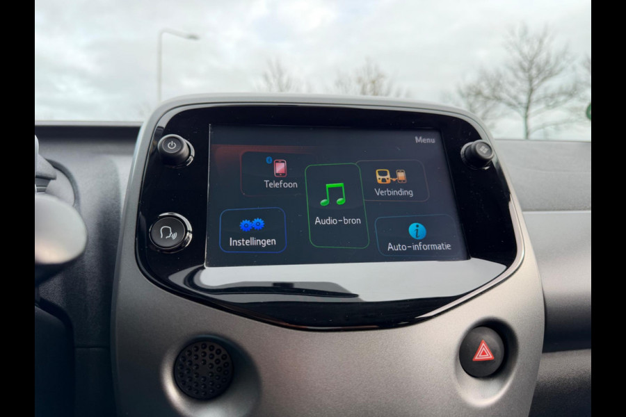 Toyota Aygo 1.0 VVT-i x-joy cabrio, NAP, CarPlay, Camera