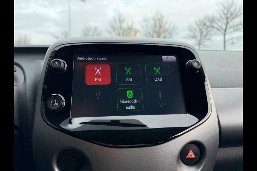 Toyota Aygo 1.0 VVT-i x-joy cabrio, NAP, CarPlay, Camera