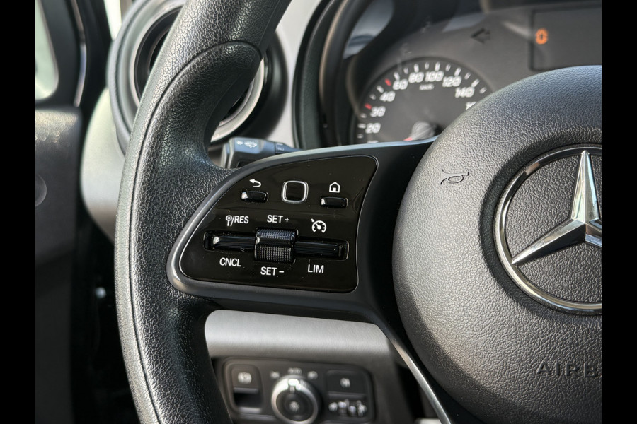 Mercedes-Benz Citan 110 CDI L2 PRO AUTOMAAT / 26.553 KM! / 1e EIG. / CAMERA / AIRCO / CRUISE / NAVI / 3-ZITS