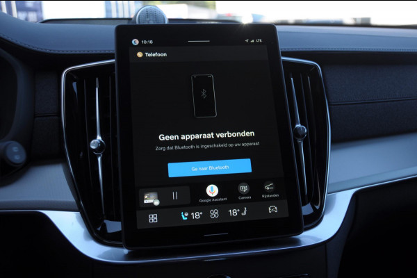 Volvo XC90 T8 455PK Automaat AWD Ultra Black Edition / Stoelmassage - en ventilatie Luchtvering / Trekhaak / Panoramadak / Google services / Elektrisch bedienbare voorstoelen met geheugen / Stoelverwarming voor en achter