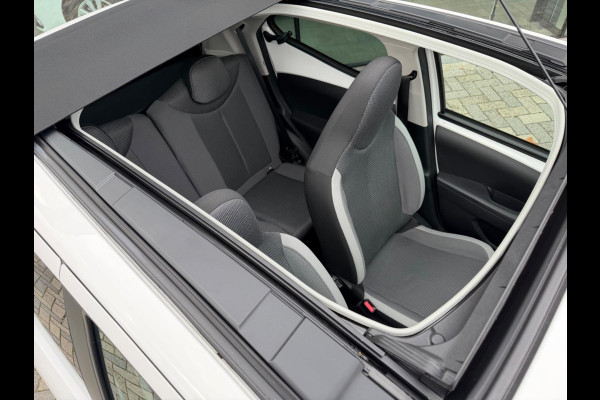 Toyota Aygo 1.0 VVT-i x-joy cabrio, NAP, CarPlay, Camera