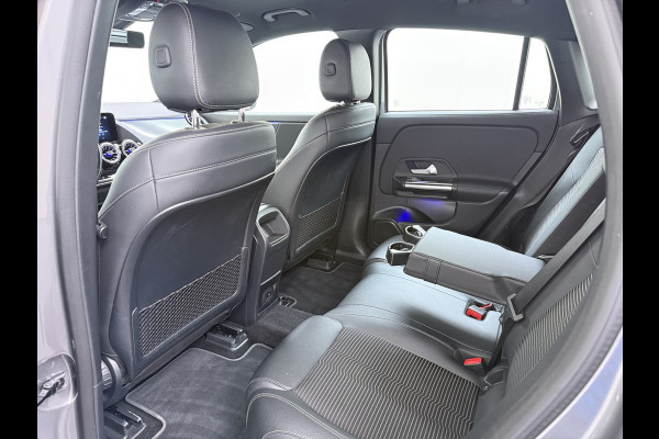 Mercedes-Benz EQA 250 Business Solution Luxury 67kWh SOH 96% Adap.Cruise Camera Stoelverwarming Elek.Achterklep Navi Pdc lmv Led DAB USB All-Season Banden Distronic plus Advanced pakket Licht en zichtpakket 1e Eigenaar Origineel Nederlandse Auto