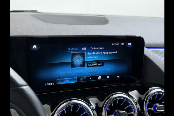 Mercedes-Benz EQA 250 Business Solution Luxury 67kWh SOH 96% Adap.Cruise Camera Stoelverwarming Elek.Achterklep Navi Pdc lmv Led DAB USB All-Season Banden Distronic plus Advanced pakket Licht en zichtpakket 1e Eigenaar Origineel Nederlandse Auto