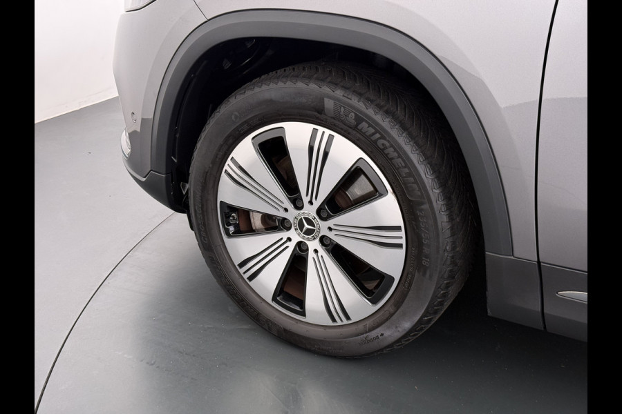 Mercedes-Benz EQA 250 Business Solution Luxury 67kWh SOH 96% Adap.Cruise Camera Stoelverwarming Elek.Achterklep Navi Pdc lmv Led DAB USB All-Season Banden Distronic plus Advanced pakket Licht en zichtpakket 1e Eigenaar Origineel Nederlandse Auto