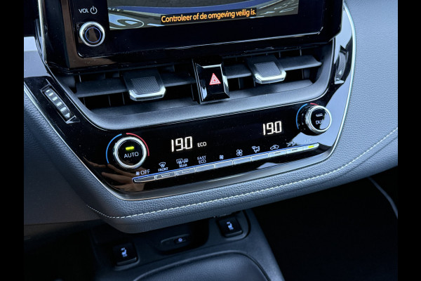 Toyota Corolla Touring Sports 1.8 Hybrid Team D | ACC | CarPlay | Camera | LED | DAB+ | 17 inch
