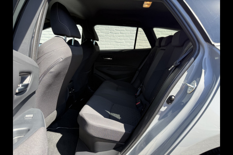Toyota Corolla Touring Sports 1.8 Hybrid Team D | ACC | CarPlay | Camera | LED | DAB+ | 17 inch