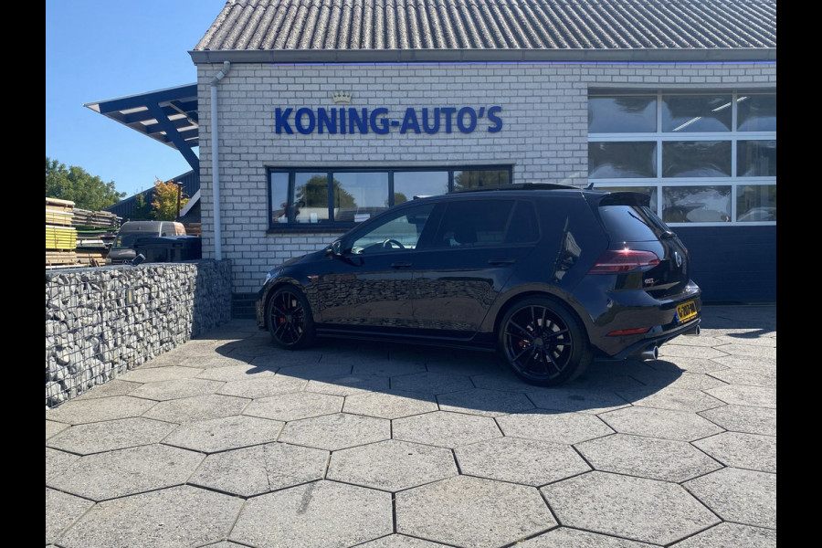 Volkswagen Golf 2.0 TSI GTI Performance/ Pano/ Dynaudio/ Keyless/ Virtual CP/ Dynamic lights