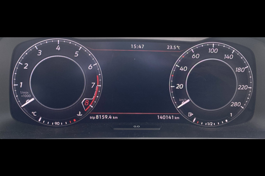 Volkswagen Golf 2.0 TSI GTI Performance/ Pano/ Dynaudio/ Keyless/ Virtual CP/ Dynamic lights
