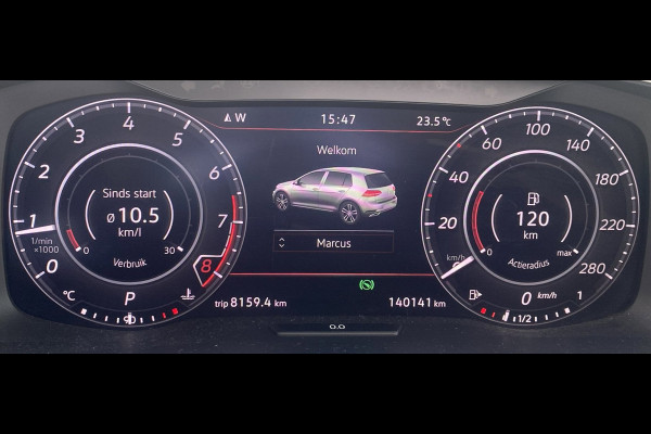 Volkswagen Golf 2.0 TSI GTI Performance/ Pano/ Dynaudio/ Keyless/ Virtual CP/ Dynamic lights
