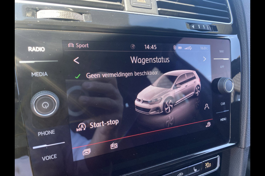 Volkswagen Golf 2.0 TSI GTI Performance/ Pano/ Dynaudio/ Keyless/ Virtual CP/ Dynamic lights
