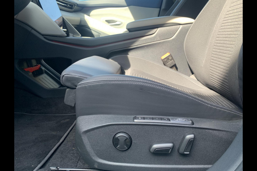 Ford Explorer Premium Extended Range AWD 79 kWh 340pk | Driver Assistance Pack | Panoramadak | Warmtepomp