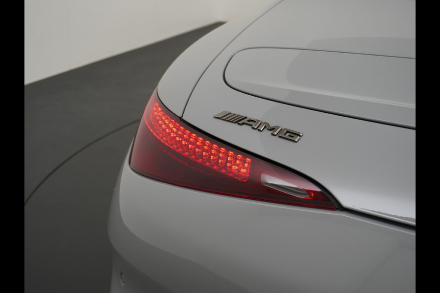 Mercedes-Benz SL-Klasse 63 AMG 4Matic+ 585pk AMG 63 4Matic+ 585pk // Keramische remmen // BTW-auto // Neuslift // Alpin Grau // AMG Nightpakket II // Bu