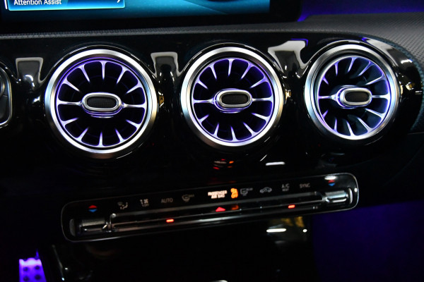 Mercedes-Benz A-Klasse 200 Business Solution AMG, Burmester, Sfeer