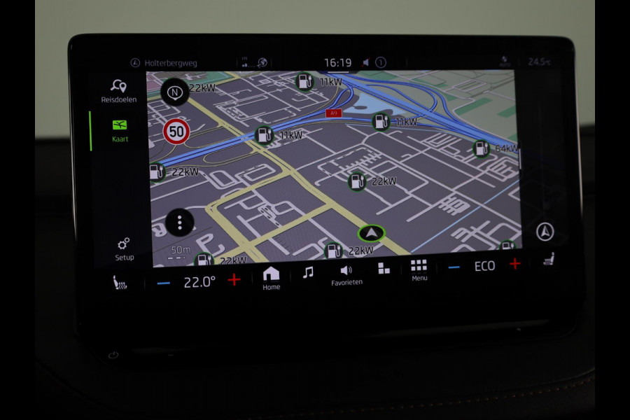 Škoda ENYAQ iV 60 180 pk | Navigatie | Parkeersensoren | Achteruitrijcamera | Lederen bekleding | Autom. airco (3 zones) | Stoelverwarming | Matrix LED koplampen |