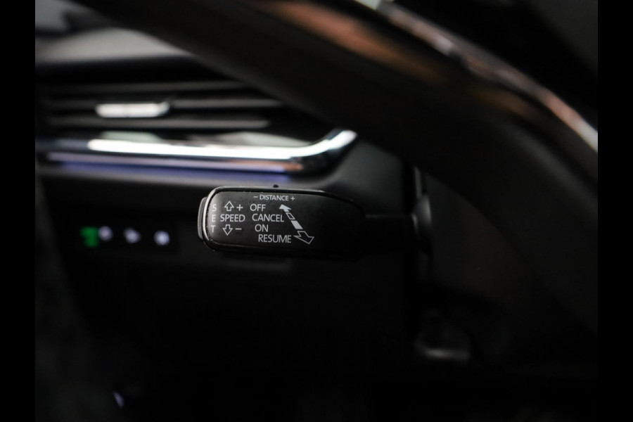 Škoda ENYAQ iV 60 180 pk | Navigatie | Parkeersensoren | Achteruitrijcamera | Lederen bekleding | Autom. airco (3 zones) | Stoelverwarming | Matrix LED koplampen |