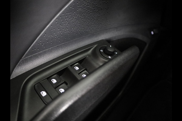 Škoda ENYAQ iV 60 180 pk | Navigatie | Parkeersensoren | Achteruitrijcamera | Lederen bekleding | Autom. airco (3 zones) | Stoelverwarming | Matrix LED koplampen |