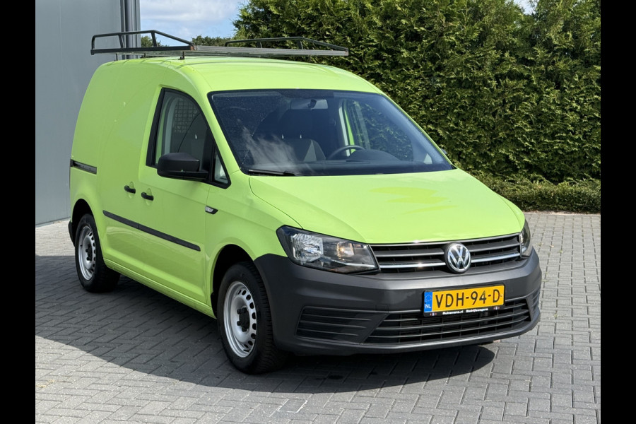 Volkswagen Caddy 2.0 TDI / L1H1 / 1e EIG. / UNIEK 28.975 KM! / INRICHTING / TREKHAAK / IMPERIAAL / NAVI / CARPLAY / CRUISE