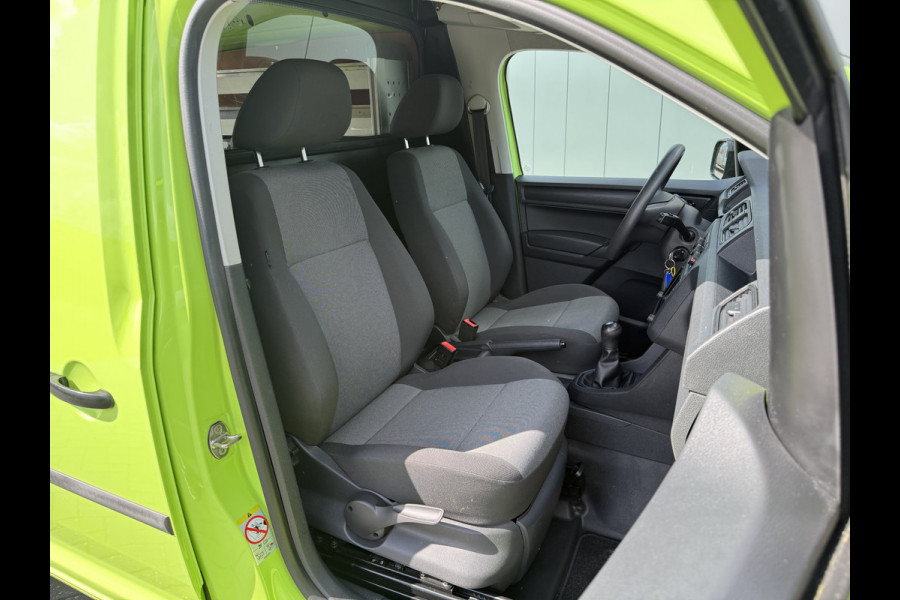 Volkswagen Caddy 2.0 TDI / L1H1 / 1e EIG. / UNIEK 28.975 KM! / INRICHTING / TREKHAAK / IMPERIAAL / NAVI / CARPLAY / CRUISE
