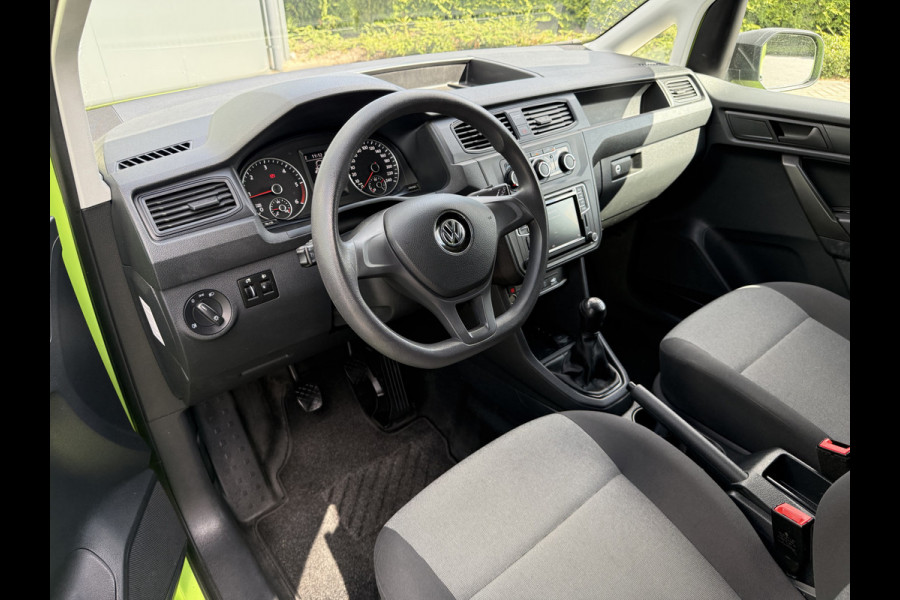 Volkswagen Caddy 2.0 TDI / L1H1 / 1e EIG. / UNIEK 28.975 KM! / INRICHTING / TREKHAAK / IMPERIAAL / NAVI / CARPLAY / CRUISE