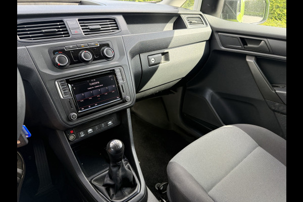 Volkswagen Caddy 2.0 TDI / L1H1 / 1e EIG. / UNIEK 28.975 KM! / INRICHTING / TREKHAAK / IMPERIAAL / NAVI / CARPLAY / CRUISE