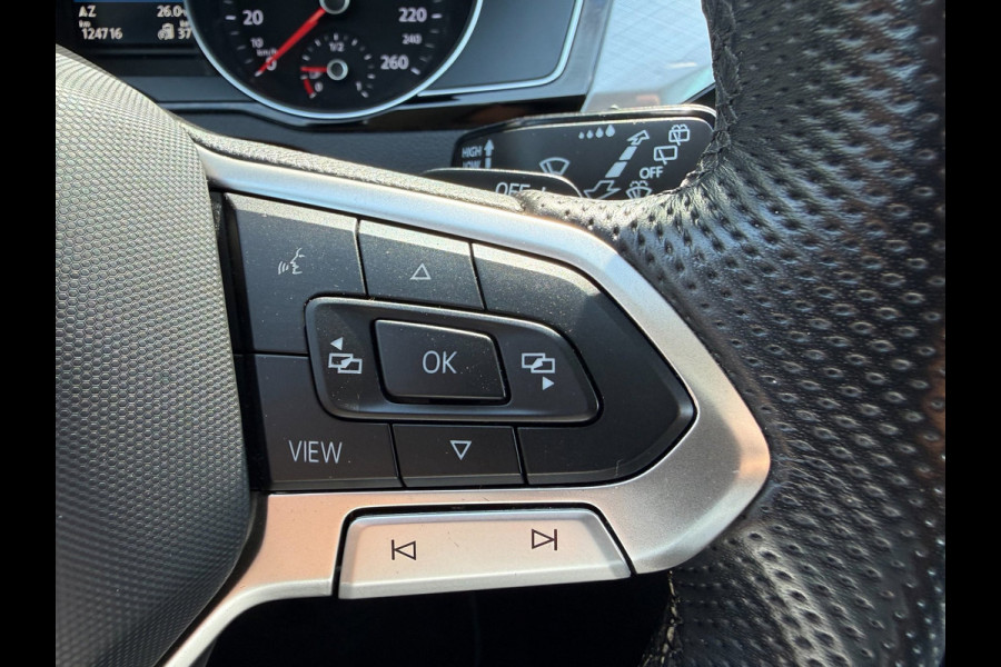 Volkswagen Passat Variant 1.4 TSI PHEV GTE * AUTOMAAT * Parkeercamera * Massage * Keyless *