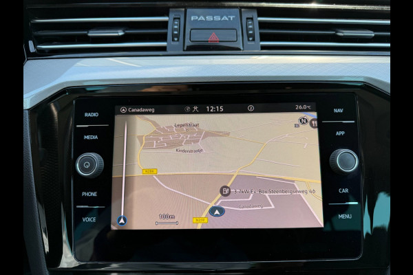 Volkswagen Passat Variant 1.4 TSI PHEV GTE * AUTOMAAT * Parkeercamera * Massage * Keyless *