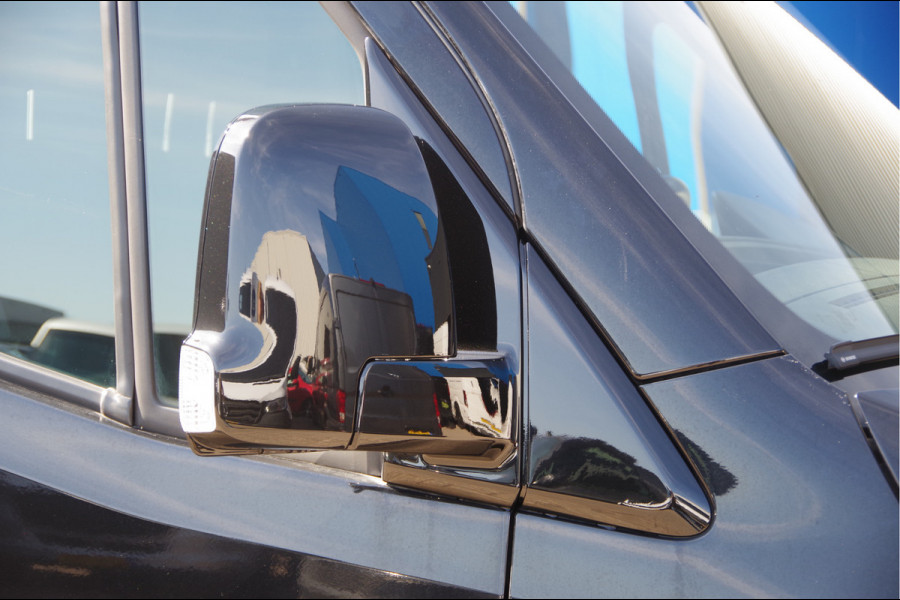 Mercedes-Benz Sprinter 319 3.0 CDI V6 L2H2 3-ZITS, AUT. LED, 3.5T TREKHAAK, MBUX 10'', STANDKACHEL, ZONNEKLEP, VOORSPOILER, KUNSTSTOFDELEN IN KLEUR, CA