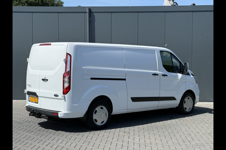 Ford Transit Custom 2.0 TDCI 130 PK / L2H1 / AUTOMAAT / TREKHAAK / AIRCO / CRUISE / CAMERA / 3-ZITS / LED / STOEL -EN VOORRUIT VERWARMING