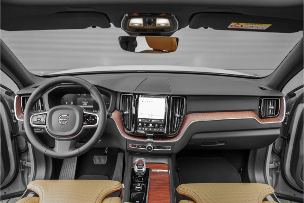 Volvo XC60 2.0 T8 Plug-in hybrid AWD Plus Dark Pano ACC Trekhaak 22"