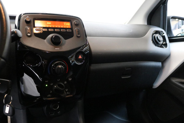 Peugeot 108 1.0 e-VTi Style 5-Deurs | Cruise Control | Dealer onderhouden | NL AUTO | NAP