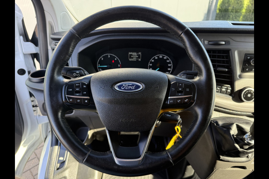 Ford Transit Custom 2.0 TDCI / L1H1 / 1e EIG. / 2.5 TONS TREKHAAK / IMPERIAAL / 3-ZITS / STOEL -EN VOORRUIT VERWARMING / CRUISE / AIRCO