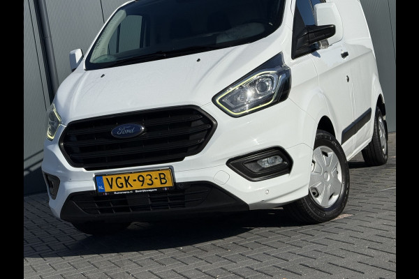 Ford Transit Custom 2.0 TDCI / L1H1 / 1e EIG. / 2.5 TONS TREKHAAK / IMPERIAAL / 3-ZITS / STOEL -EN VOORRUIT VERWARMING / CRUISE / AIRCO