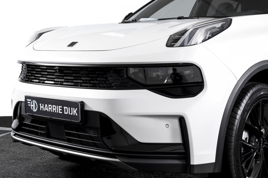 Lynk & Co 01 1.5 PHEV More | S/K-panodak | Dig. Cockpit | Stoel-+Stuurverw. | 360 Camera | Adapt. Cruise | Memory | Elek. klep | LM 20" | 2650