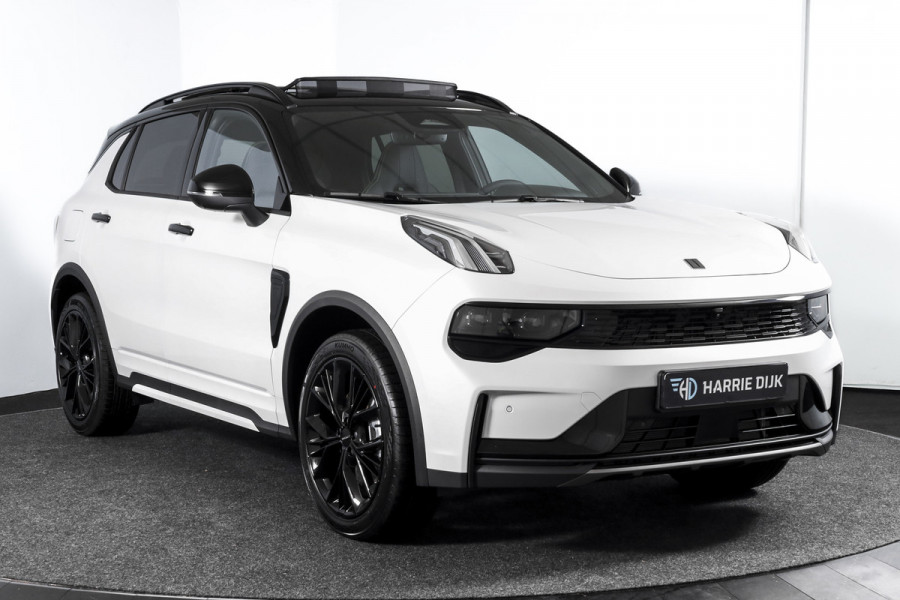 Lynk & Co 01 1.5 PHEV More | S/K-panodak | Dig. Cockpit | Stoel-+Stuurverw. | 360 Camera | Adapt. Cruise | Memory | Elek. klep | LM 20" | 2650