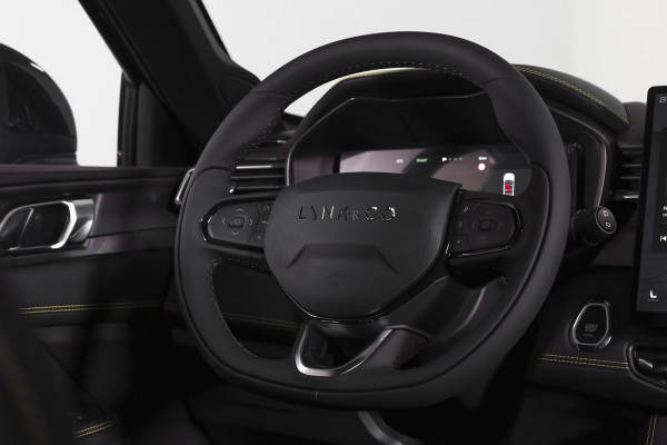 Lynk & Co 01 1.5 PHEV Core | Dig. Cockpit | Adapt. Cruise | Stoelverw. | PDC | Camera | NAV + App. Connect | ECC | DAB | LM 19" | 7394