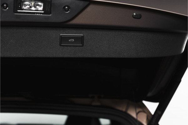 CUPRA Formentor 1.5 TSI e-Hybrid 272 PK VZ Extreme | Maxton Design | Bronze Matt | S/K-Panodak | Sennheiser | Elek. stoelen | Matrix LED | Adapt. Cruise | Stoel-+stuurverw. | Camera | NAV+App. Connect | Elek. Klep | LM 19" | 5253