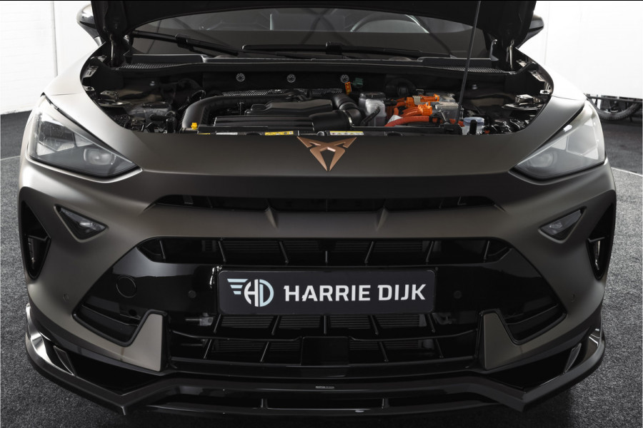 CUPRA Formentor 1.5 TSI e-Hybrid 272 PK VZ Extreme | Maxton Design | Bronze Matt | S/K-Panodak | Sennheiser | Elek. stoelen | Matrix LED | Adapt. Cruise | Stoel-+stuurverw. | Camera | NAV+App. Connect | Elek. Klep | LM 19" | 5253