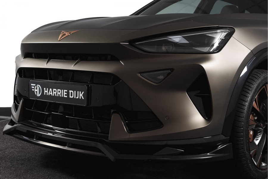 CUPRA Formentor 1.5 TSI e-Hybrid 272 PK VZ Extreme | Maxton Design | Bronze Matt | S/K-Panodak | Sennheiser | Elek. stoelen | Matrix LED | Adapt. Cruise | Stoel-+stuurverw. | Camera | NAV+App. Connect | Elek. Klep | LM 19" | 5253