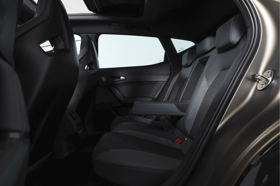 CUPRA Formentor 1.5 TSI e-Hybrid 272 PK VZ Extreme | Maxton Design | Bronze Matt | S/K-Panodak | Sennheiser | Elek. stoelen | Matrix LED | Adapt. Cruise | Stoel-+stuurverw. | Camera | NAV+App. Connect | Elek. Klep | LM 19" | 5253