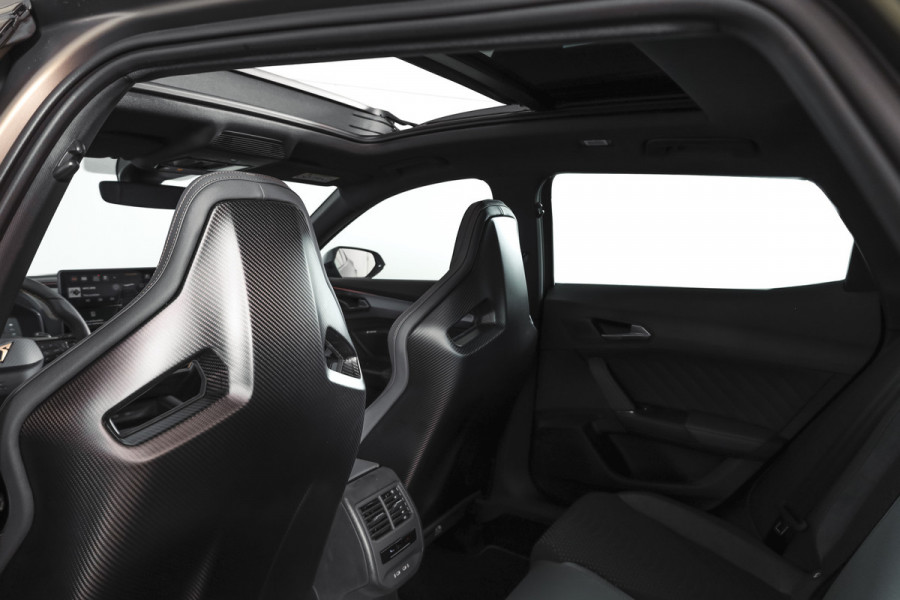 CUPRA Formentor 1.5 TSI e-Hybrid 272 PK VZ Extreme | Maxton Design | Bronze Matt | S/K-Panodak | Sennheiser | Elek. stoelen | Matrix LED | Adapt. Cruise | Stoel-+stuurverw. | Camera | NAV+App. Connect | Elek. Klep | LM 19" | 5253