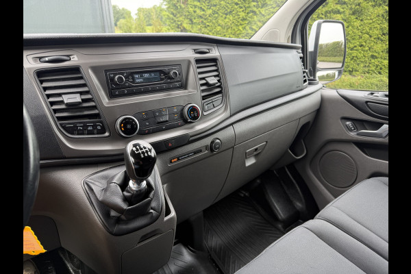 Ford Transit Custom 2.0 TDCI 130 PK / L1H1 / 2.5 TONS TREKHAAK / SORTIMO INRICHTING / AIRCO / CRUISE / 3-ZITS / LED / STOEL -EN VOORRUIT VERWARMING