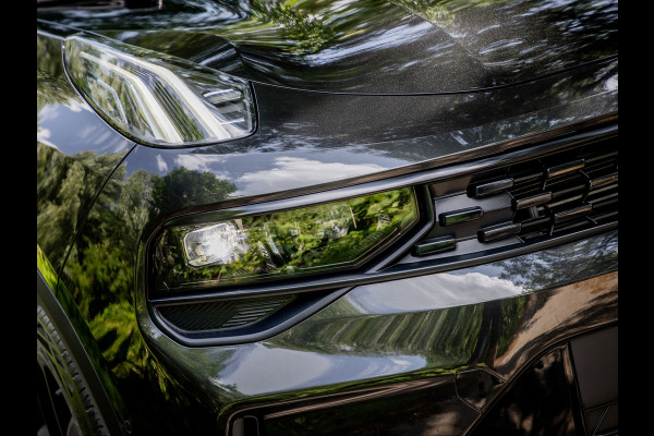 Lynk & Co 01 1.5 Plug-In Hybrid 262pk BLACKED OUT | 360 Camera | Panoramadak