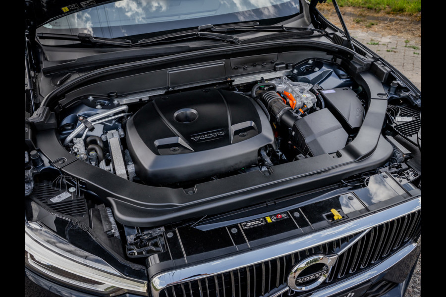 Volvo XC60 2.0 T8 Twin Engine AWD Momentum Pro | Panoramadak | Trekhaak
