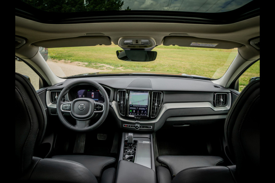 Volvo XC60 2.0 T6 Plug-in hybrid AWD Plus Bright | Panoramadak | Dealeronderhouden