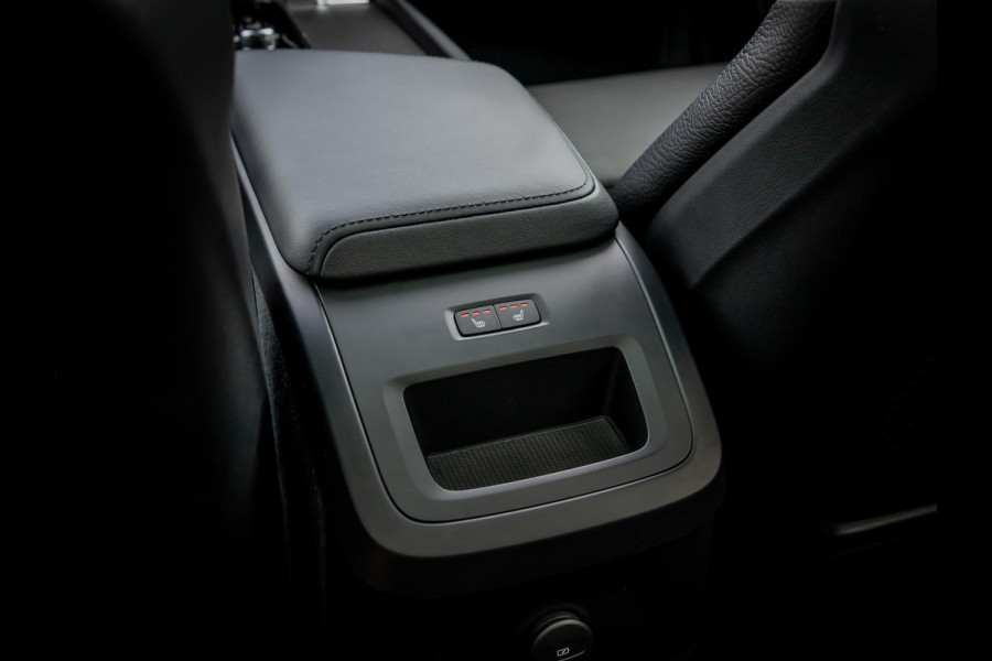 Volvo XC60 2.0 T6 Plug-in hybrid AWD Plus Bright | Panoramadak | Dealeronderhouden