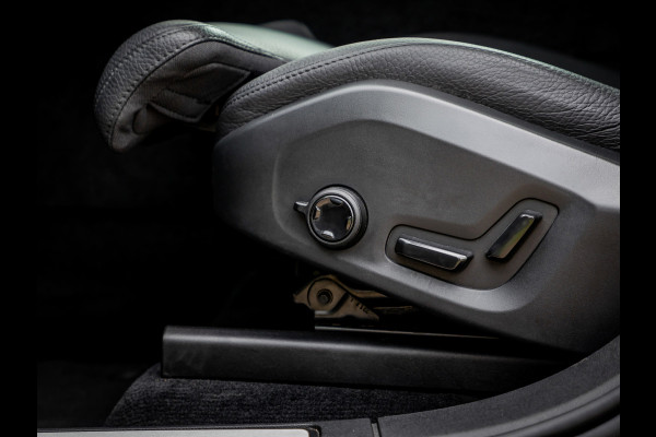 Volvo XC60 2.0 T6 Plug-in hybrid AWD Plus Bright | Panoramadak | Dealeronderhouden